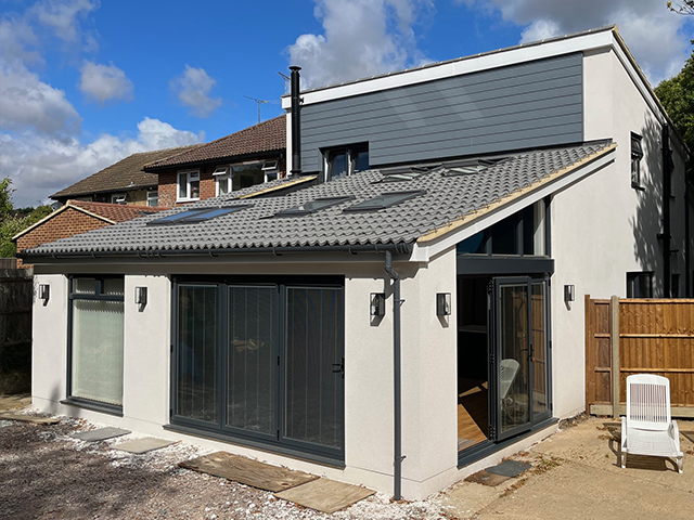 Modern bungalow extension